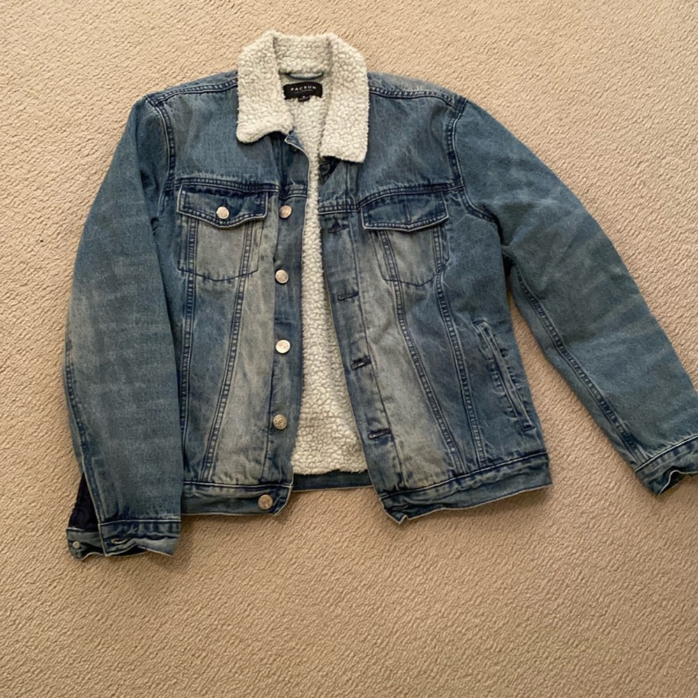 Pacsun jean jacket with liner.  In good condition